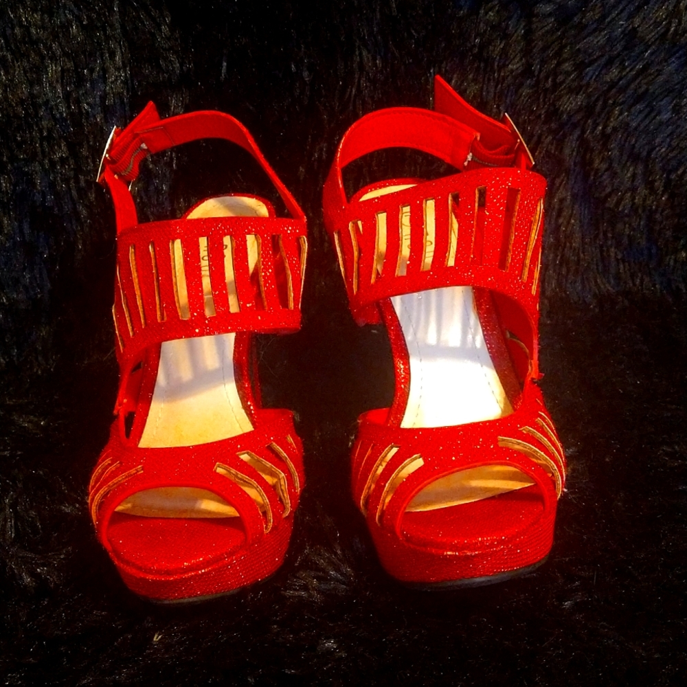 Woman's red glitter heel